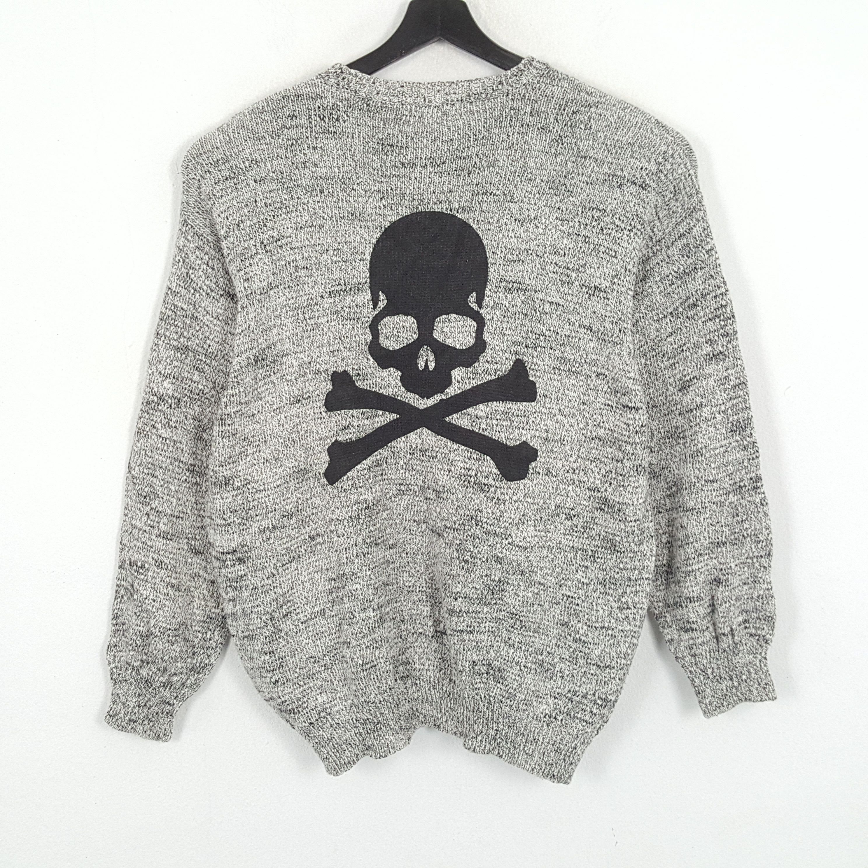 Vintage GIOFERRARI ITALY SKULLS Custom Skulls Art Sweatshirt Size US L / EU 52-54 / 3 - 1 Thumbnail
