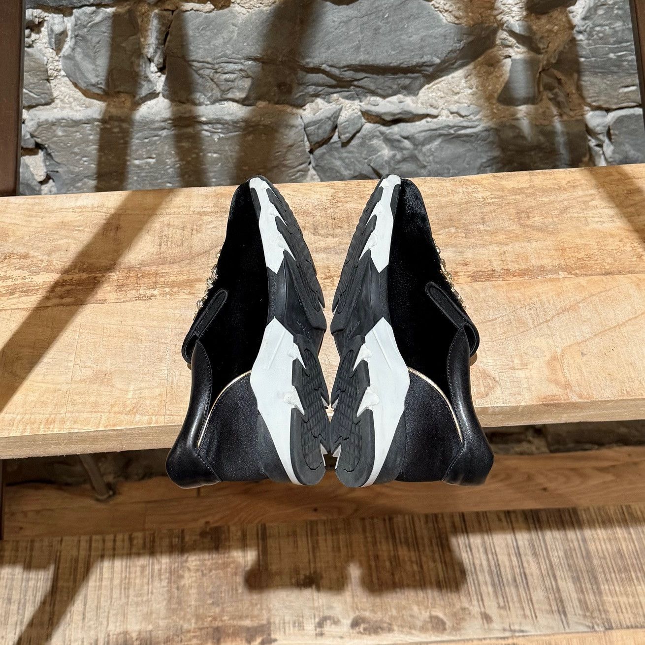 Rene Caovilla René Caovilla Black Velvet Crystals Embellished Sneakers Size US 6 / IT 36 - 12 Thumbnail