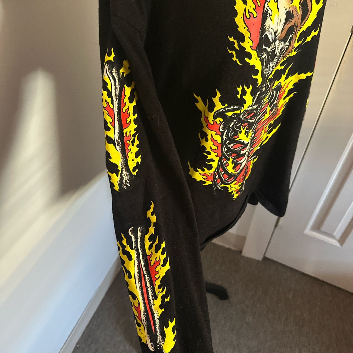 Teddy Fresh teddy fresh all over flame long sleeve (M) Size US M / EU 48-50 / 2 - 2 Thumbnail