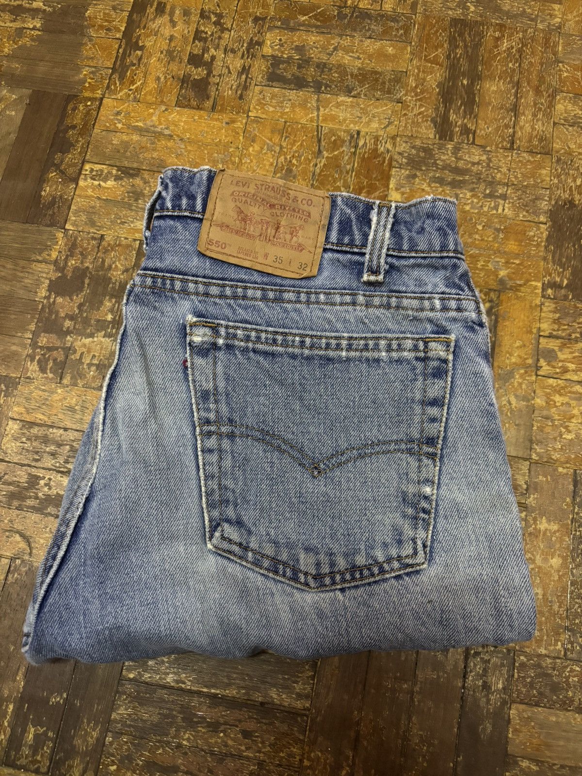 Jean × Levi's × Vintage Vintage Levis 550 Men Jeans (Size 35) Size US 35 - 8 Thumbnail