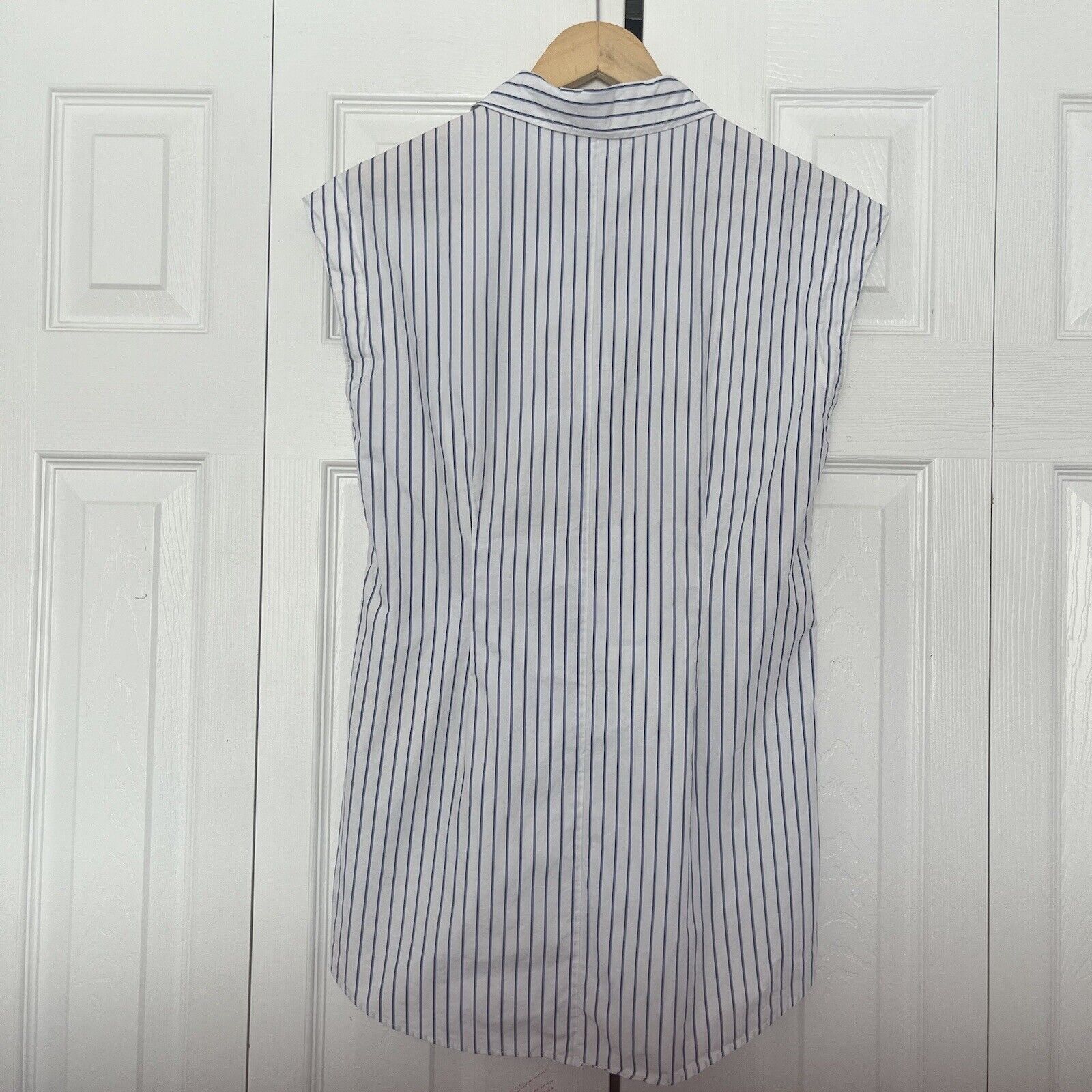 CO Women’s CO Stripe White Cap Sleeve Button Shirt Size Small Size S / US 4 / IT 40 - 4 Thumbnail