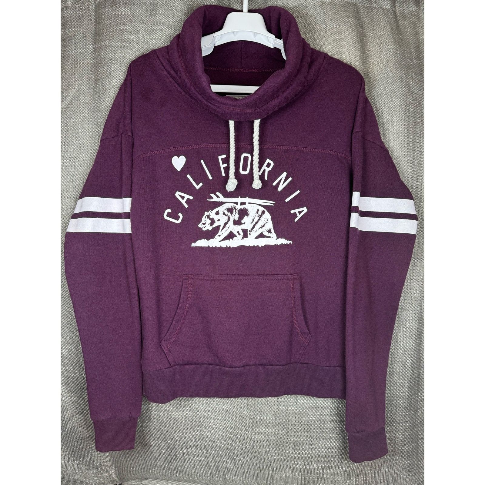 Unknown London Reflex Burgundy Graphic Funnel Neck California Women’s Large Size L / US 10 / IT 46 - 1 Thumbnail
