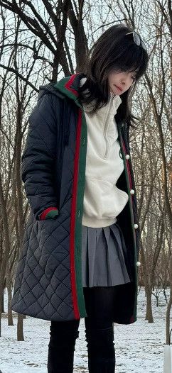 Gucci GucciThe inside is full of red and green striped cotton coa Size XS / US 0-2 / IT 36-38 - 5 Thumbnail