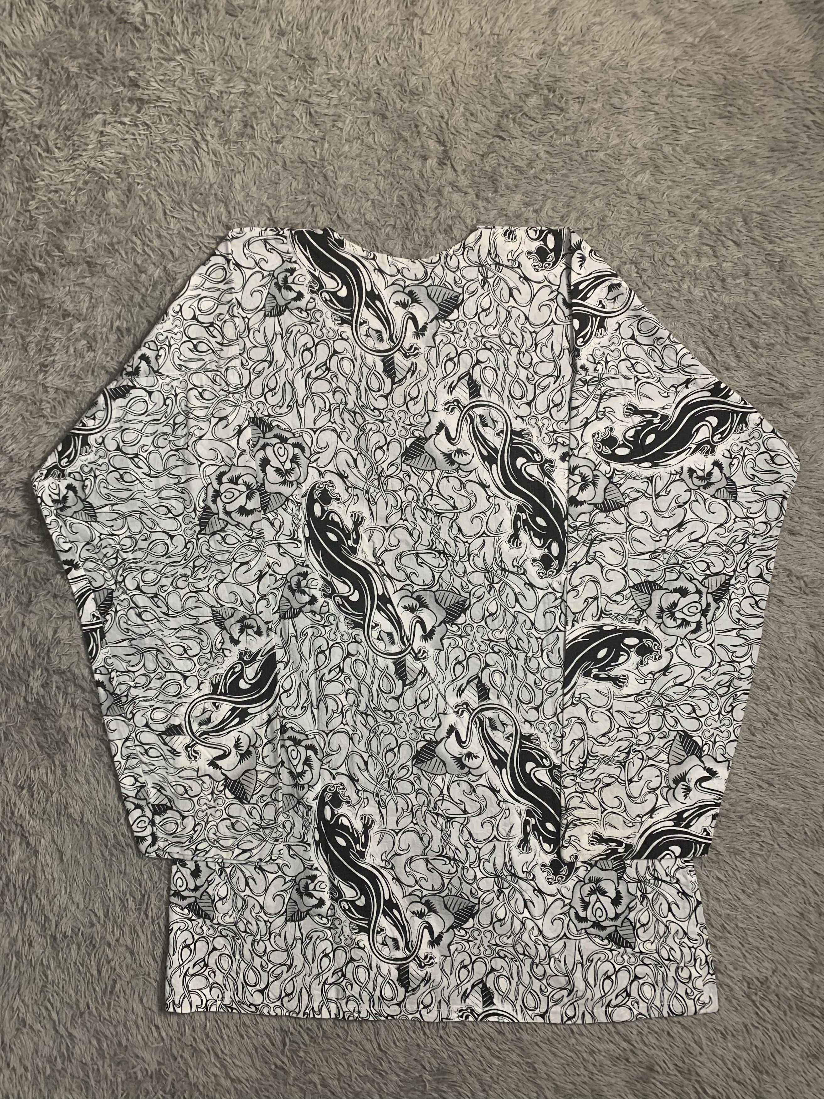 Japanese Brand Vintage Japanese Tiger Full Print Kimono Shirt Yakuza Style Size US XL / EU 56 / 4 - 2 Thumbnail