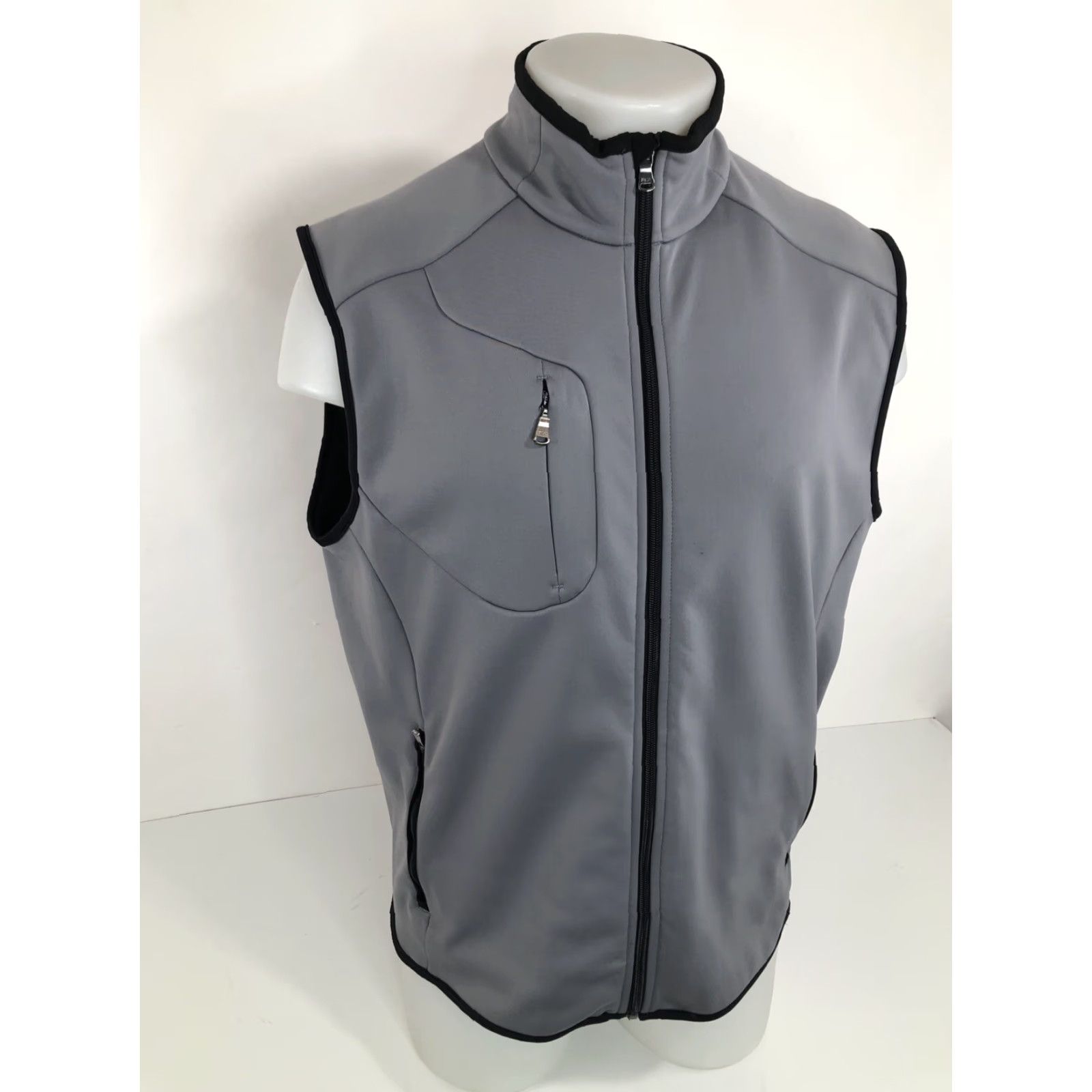RLX Ralph Lauren RLX Ralph Lauren - Embroidered Vest - Mens Lg. Gray - Polyester - RLX Ralph Lauren - Embroidered - Vest - Men - Size L Size US L / EU 52-54 / 3 - 3 Thumbnail