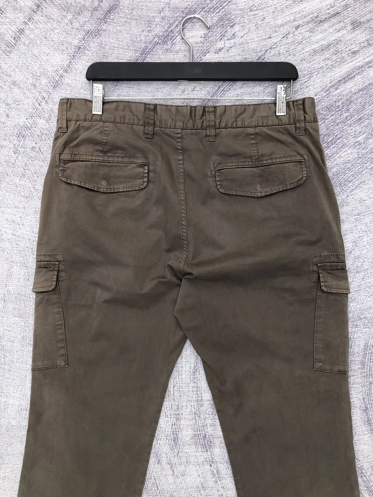 Designer × Japanese Brand Japanesebrand Uniqlo Faded Olive Multipocket W35xL40 Size US 35 - 10 Thumbnail