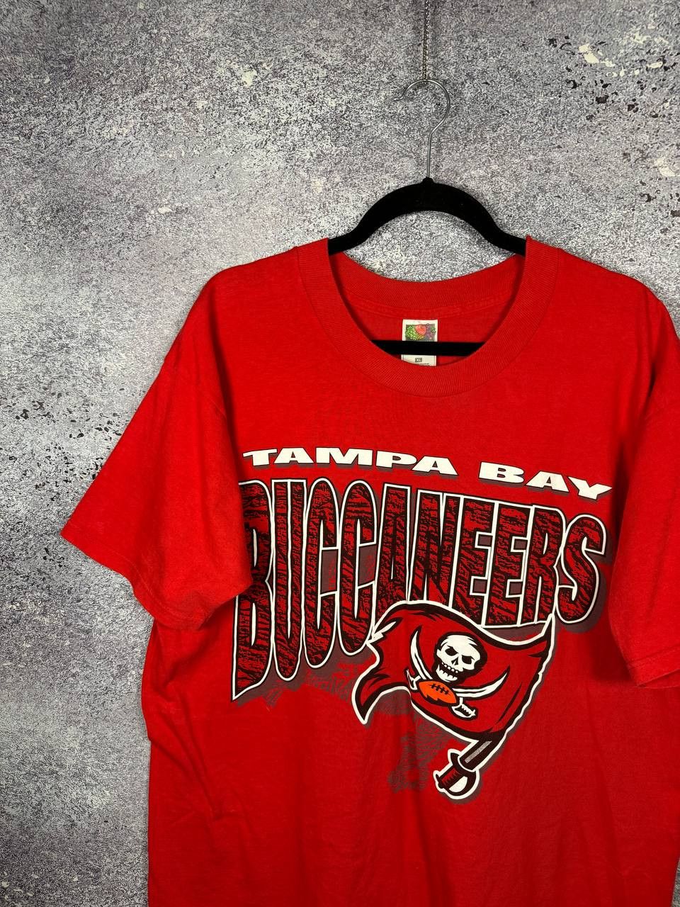 Fruit Of The Loom × NHL × Vintage 00's Vintage Tampa Bay Buccaneers red T-Shirt Merchandise Size US XL / EU 56 / 4 - 2 Thumbnail