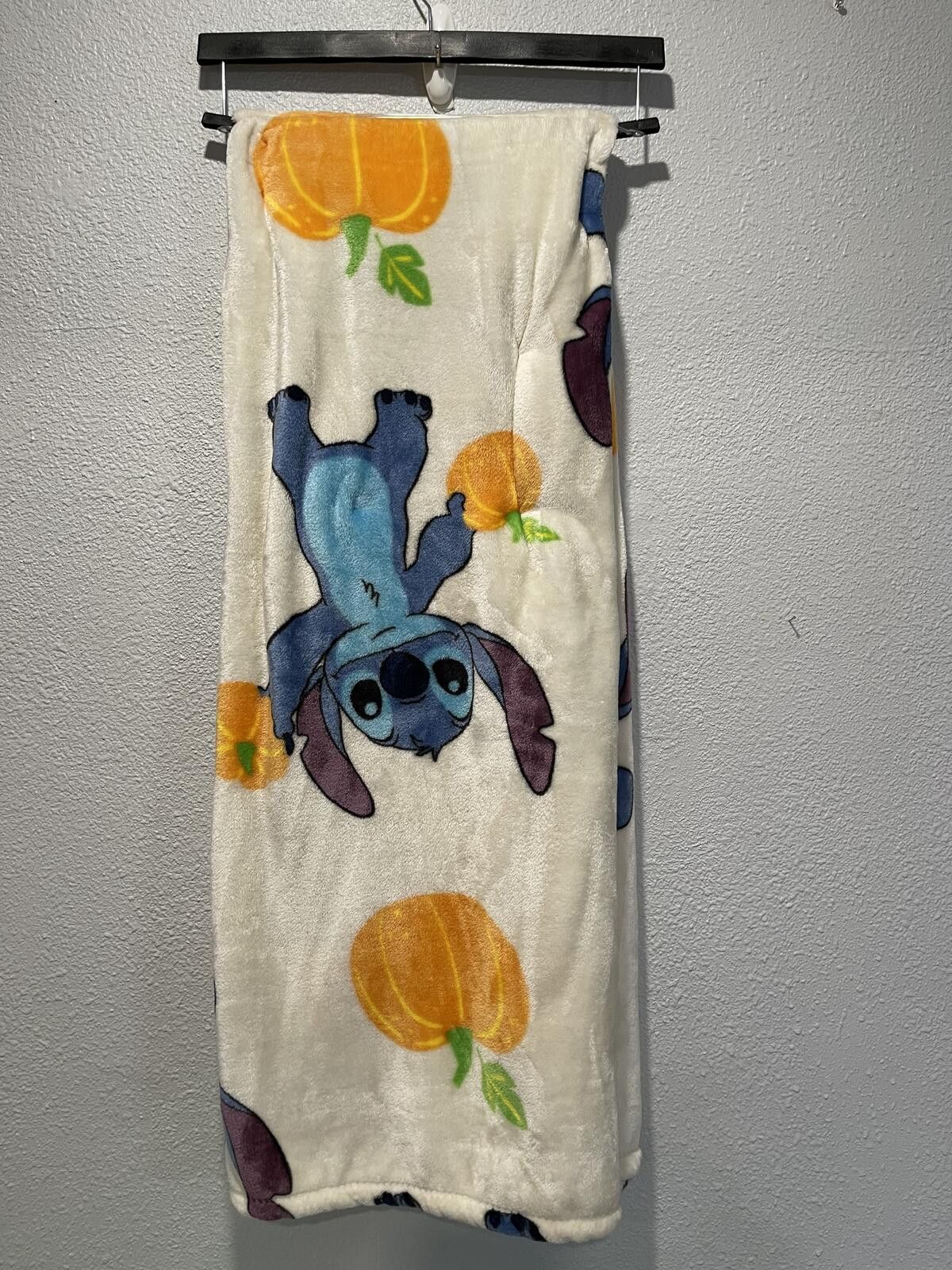Disney Disney Stitch Plush Throw Blanket 50x70 Inches Size ONE SIZE - 3 Thumbnail