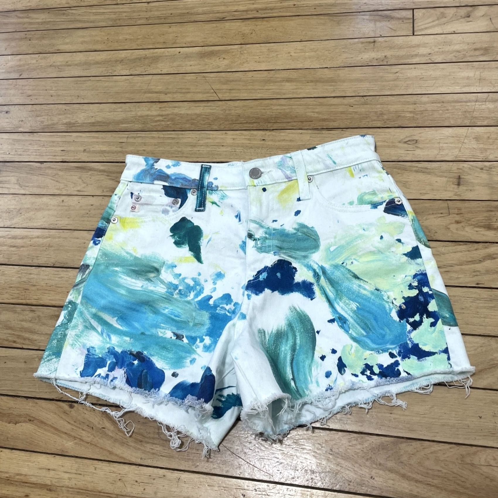 Vintage AG Adriano Goldschmied Alexxis Shorts Women 27R High Rise Wedgie White Green Art Casual Denim 5-Pocket Boho Festival 90s Mens Womens Girls Boys Size 27" / US 4 / IT 40 - 3 Thumbnail