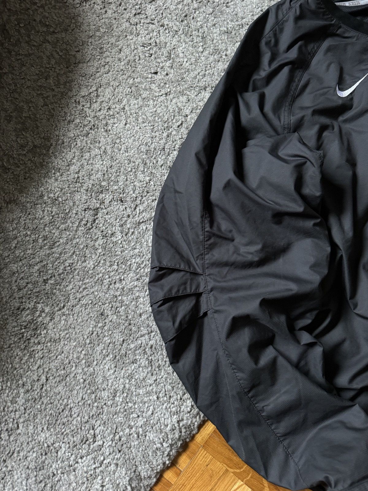 Japanese Brand × Nike × Vintage Nike Vintage Nylon Sweatshirt Rugby Boxy V Neck Japanese Y2K Size US L / EU 52-54 / 3 - 6 Thumbnail
