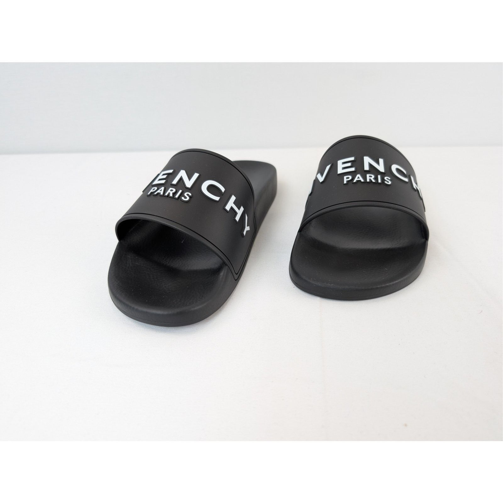 Givenchy o1rshd1 Slides Slippers Sandals in Black Size US 9 / EU 42 - 9 Thumbnail