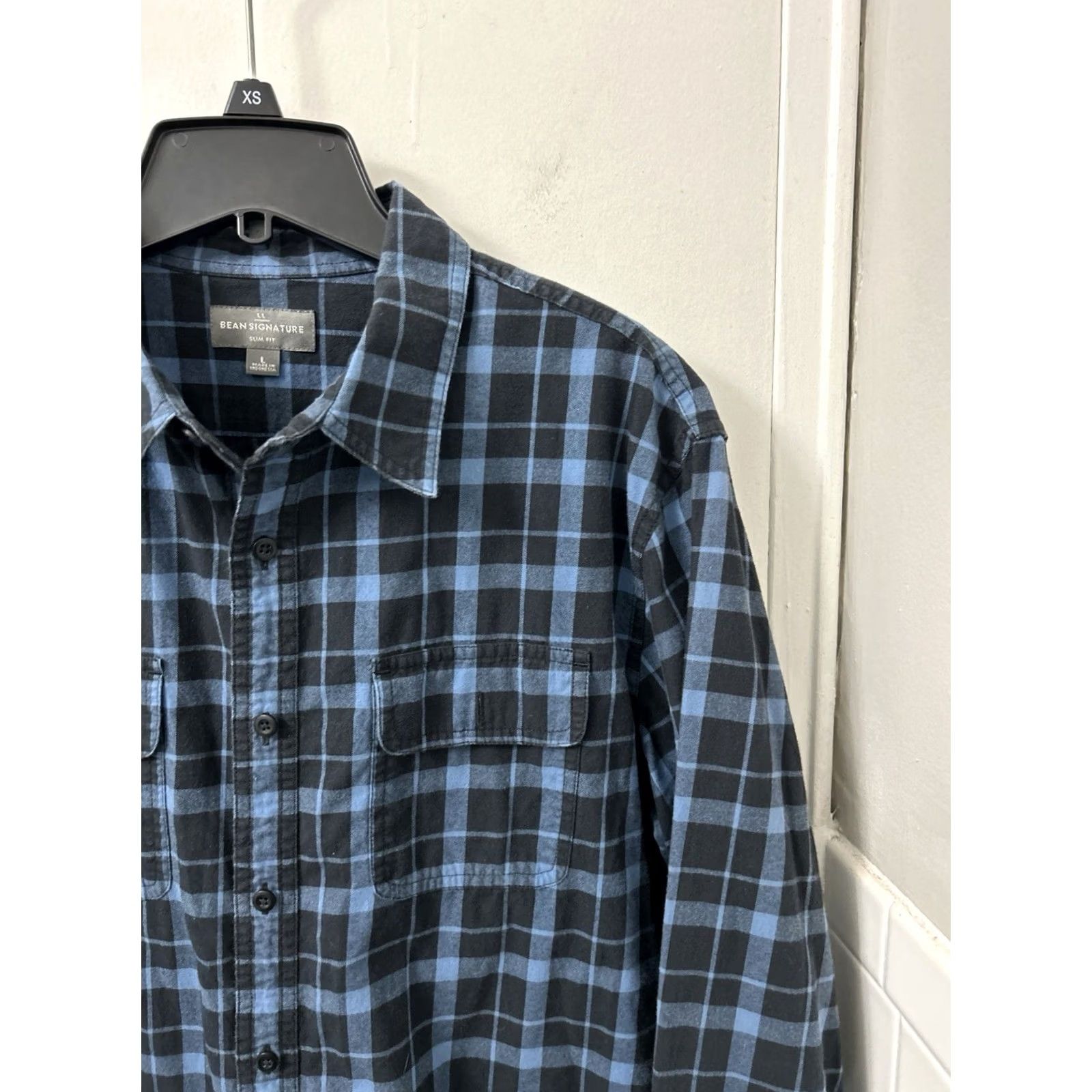 Vintage LL Bean Signature Castine Flannel Shirt Mens L Blue Black Slim Fit Plaid 300564 Size US L / EU 52-54 / 3 - 4 Thumbnail