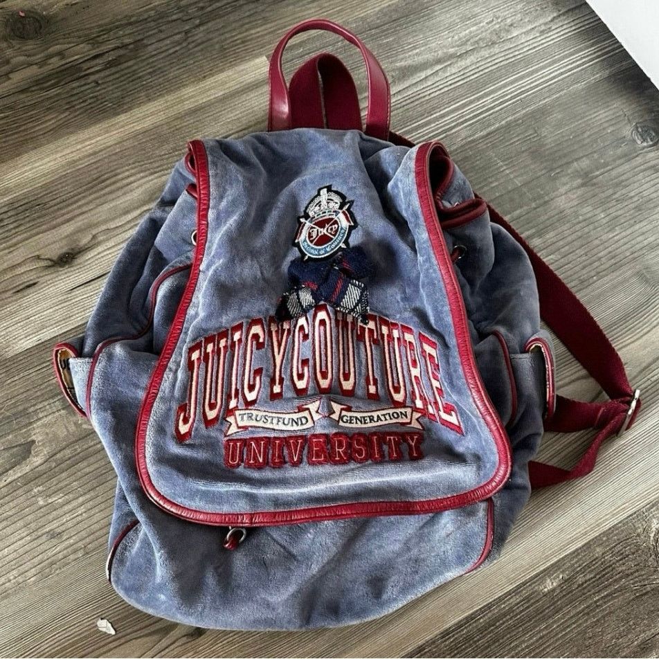Juicy Couture juicy couture university burgundy purple velourrare backpack Size ONE SIZE - 1 Thumbnail