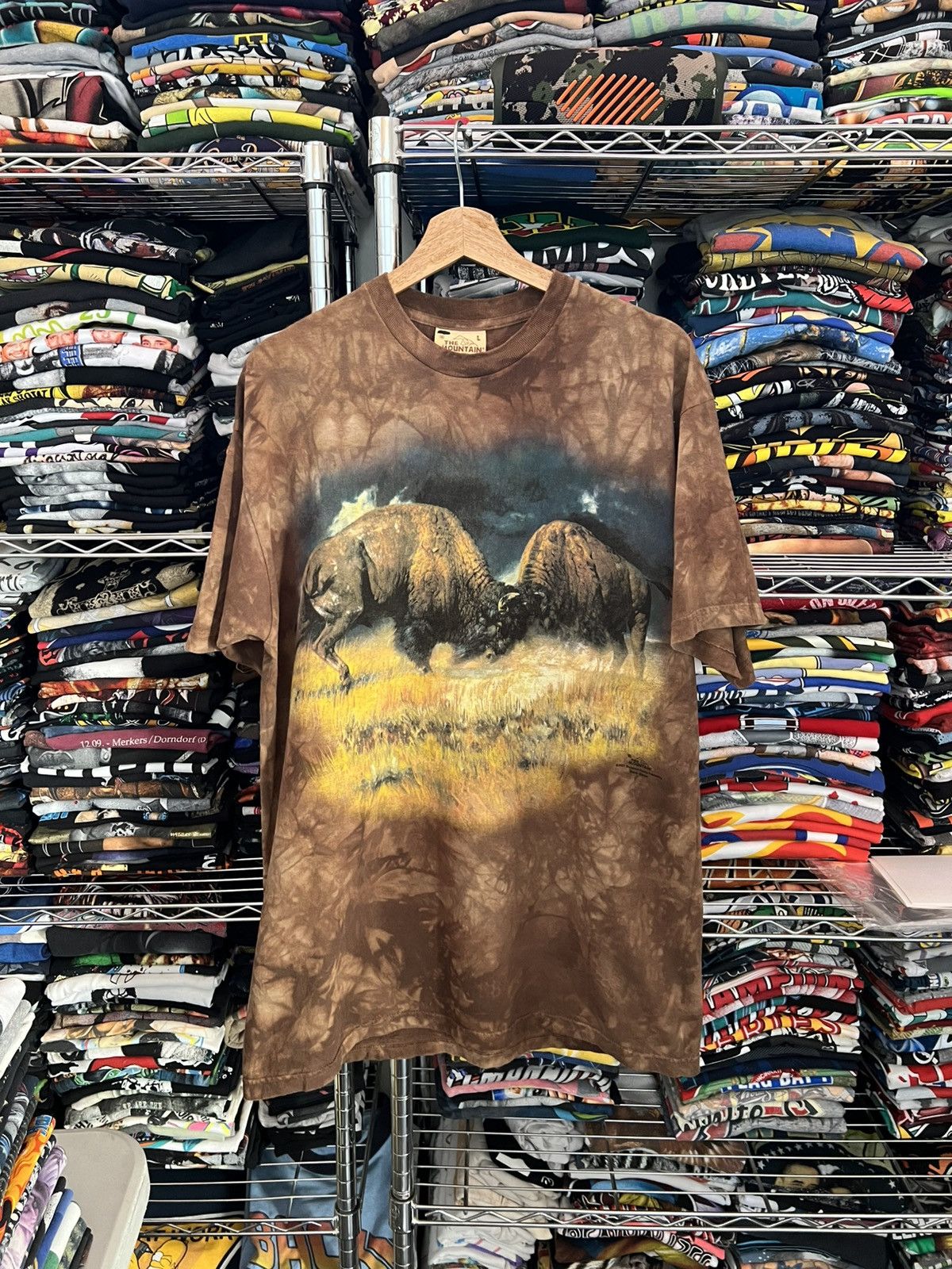 The Mountain 2001 Bison Animal Tie Dye Nature Habitat Tee Nancy Glazier Size US L / EU 52-54 / 3 - 1 Thumbnail