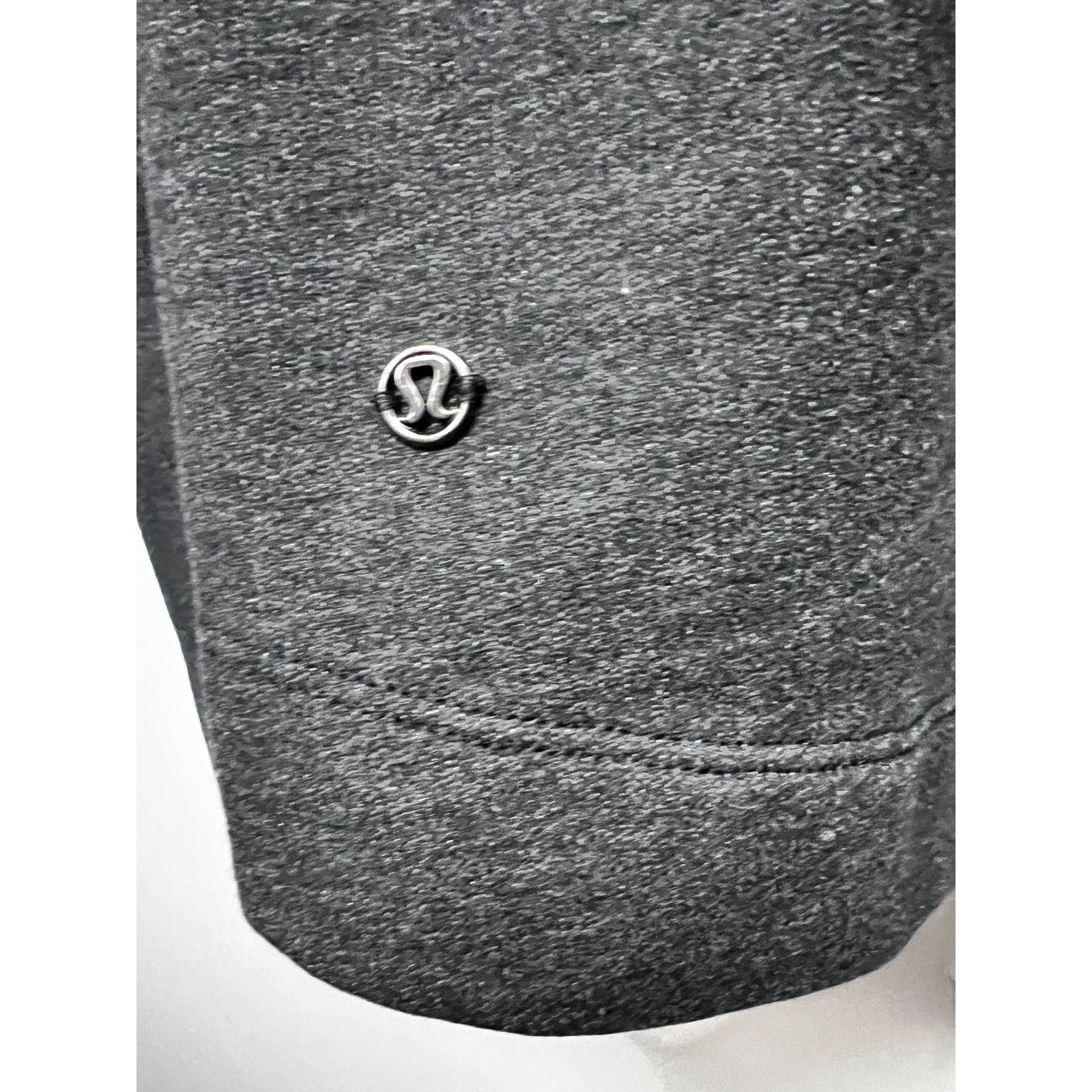 Lululemon Lululemon Gray Cinch Waist Zip Up Hood Jacket Sz 8 Pockets Size M / US 6-8 / IT 42-44 - 7 Thumbnail