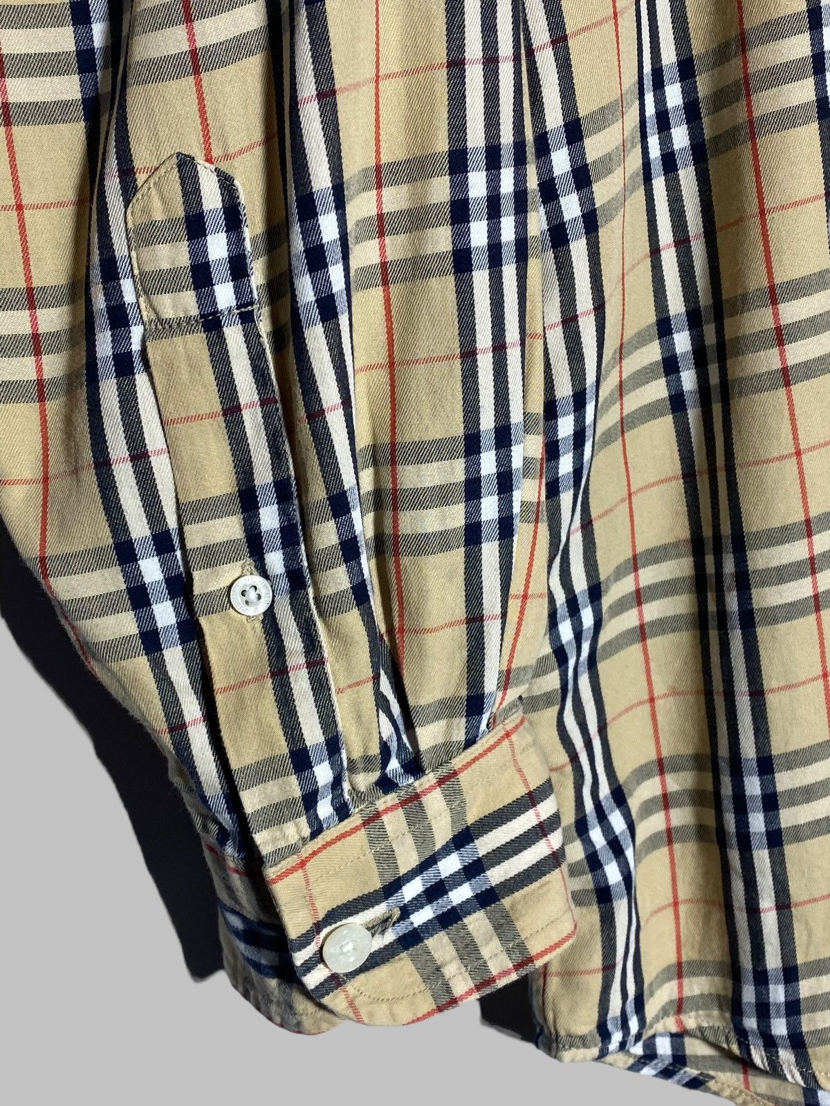 Burberry VINTAGE BURBERRY LONDON NOVA CHECK SHIRT M UK DRILL STYLE Size US M / EU 48-50 / 2 - 7 Thumbnail