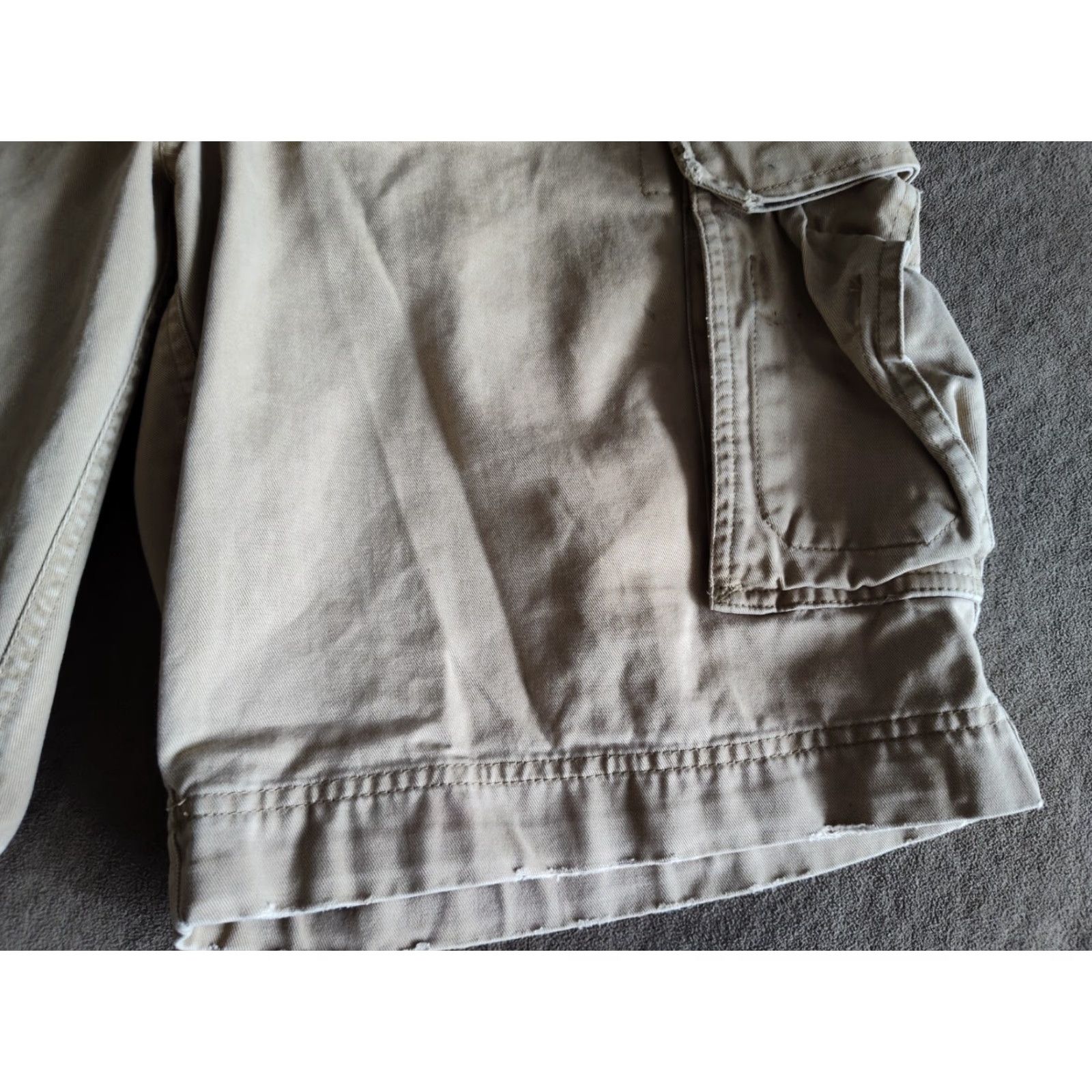 Abercrombie & Fitch VINTAGE Abercrombie & Fitch Men's Cargo Shorts 34 Khaki Distressed Y2K Casual Flat Front Size US 34 / EU 50 - 2 Thumbnail