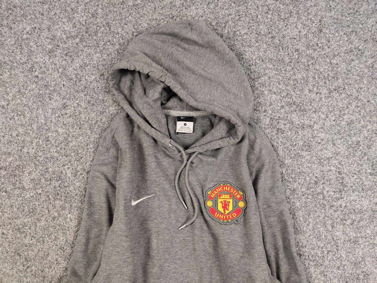 Nike Vintage Nike x Manchester United Logo Gray Hoodie Size US M / EU 48-50 / 2 - 8 Thumbnail