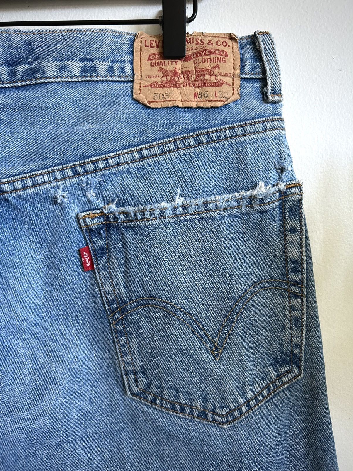 Levi's Y2K Levi’s 505 Distressed Light Wash Jeans Size US 36 / EU 52 - 6 Thumbnail