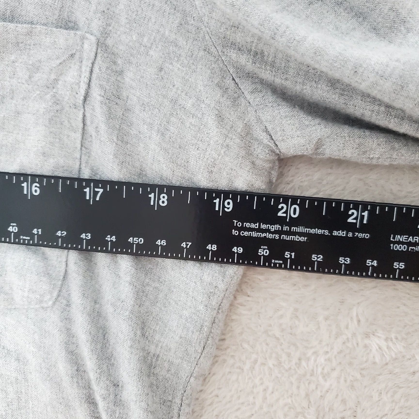 Anthropologie Cloth & Stone Anthropologie Shirt Size M Gray Rayon Long Sleeve Button-Down V-Neck Chest Pockets Casual Womens Size M / US 6-8 / IT 42-44 - 7 Thumbnail