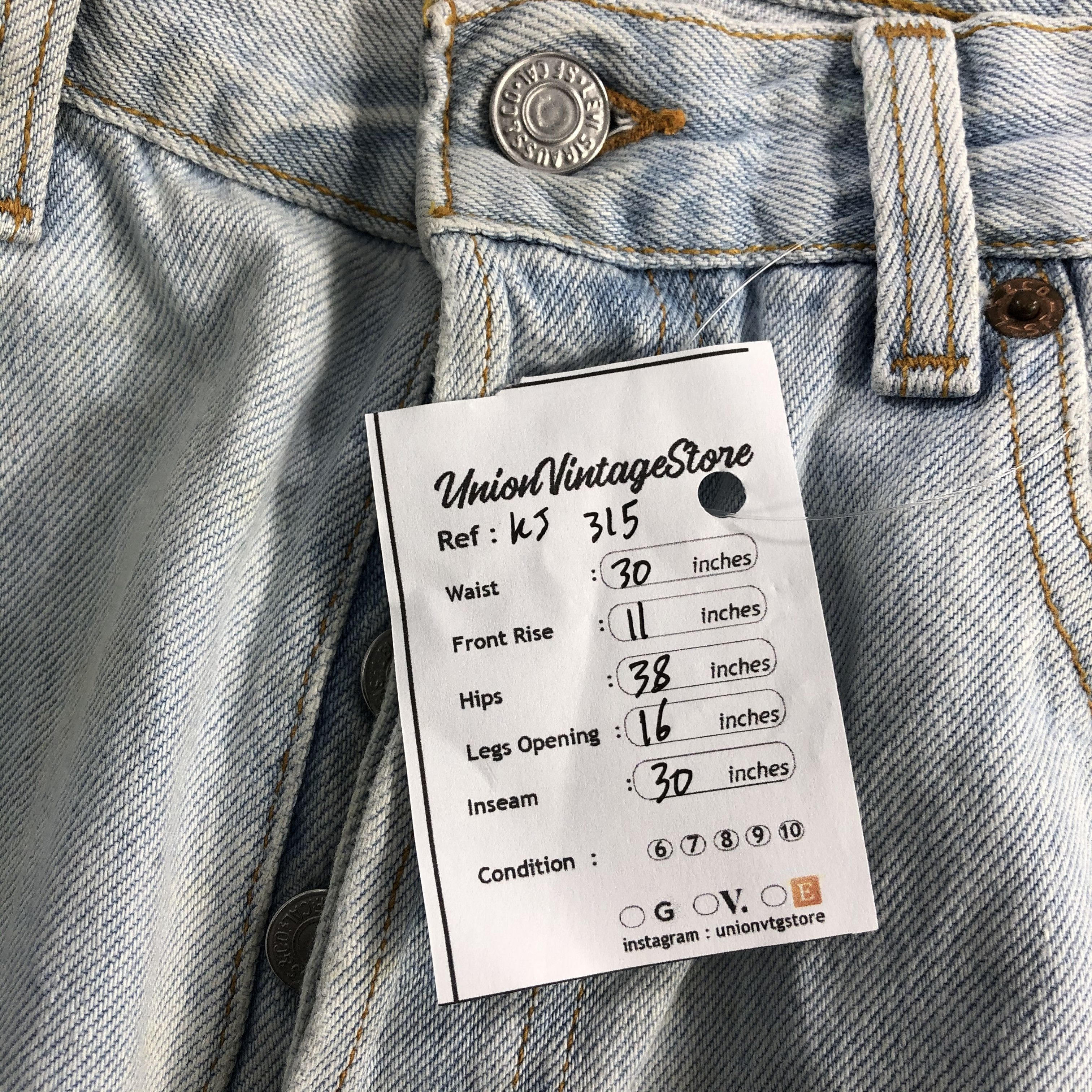 Levi's Vintage 90s Levis 501 Jeans Light Wash Denim KJ315 Size US 30 / EU 46 - 12 Thumbnail