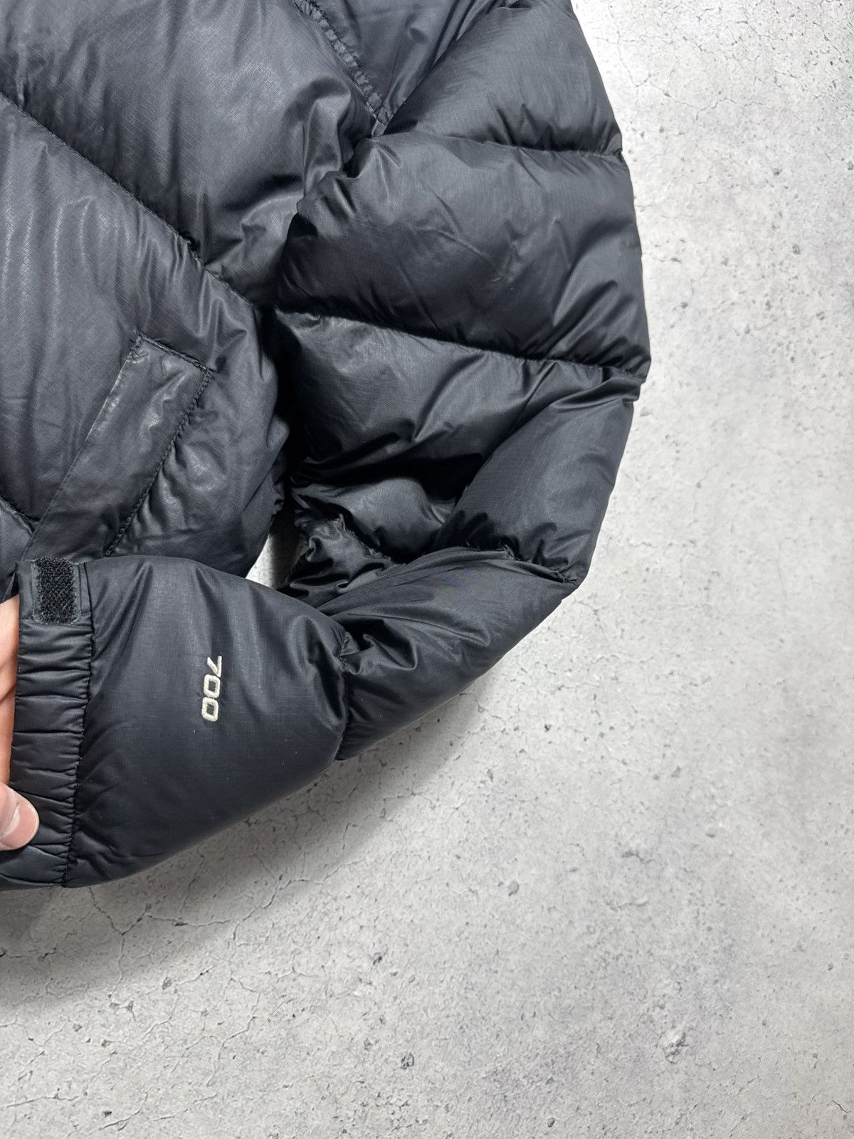 The North Face The North Face 700 Nuptse Black Down Pufffer Jacket Size L / US 10 / IT 46 - 5 Thumbnail