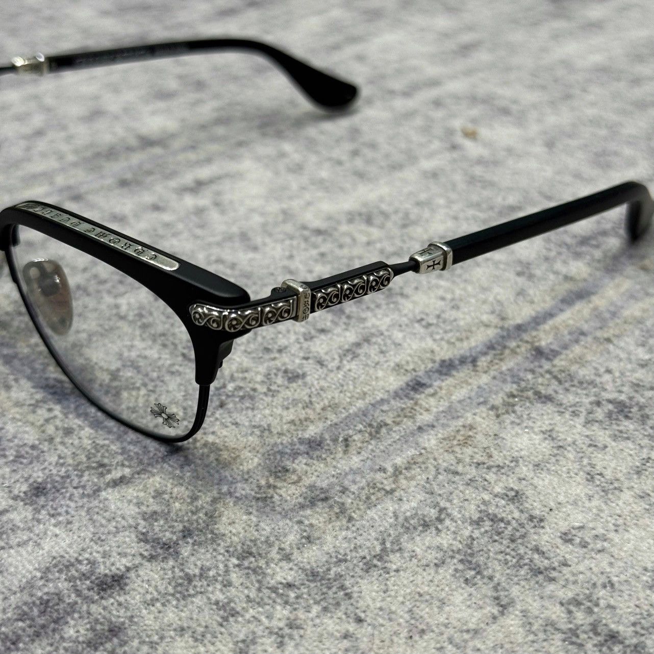 Chrome Hearts CHROME HEARTS VERTICAL SMILE II MATTE BLACK Size ONE SIZE - 2 Thumbnail
