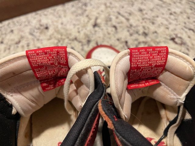 Nike ORIGINAL 1985 AIR JORDAN 1 Size US 8 / EU 41 - 8 Thumbnail