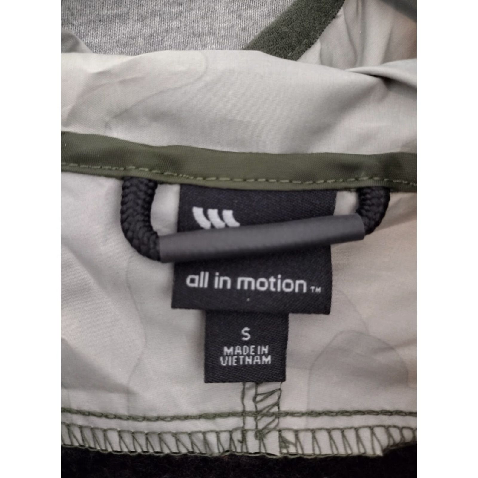 Vintage All In Motion Mens Hooded Windbreaker Jacket Olive Green Camo S Jacket Men Hooded Windbreaker Olive Green Camouflage S Mens Size US S / EU 44-46 / 1 - 6 Thumbnail