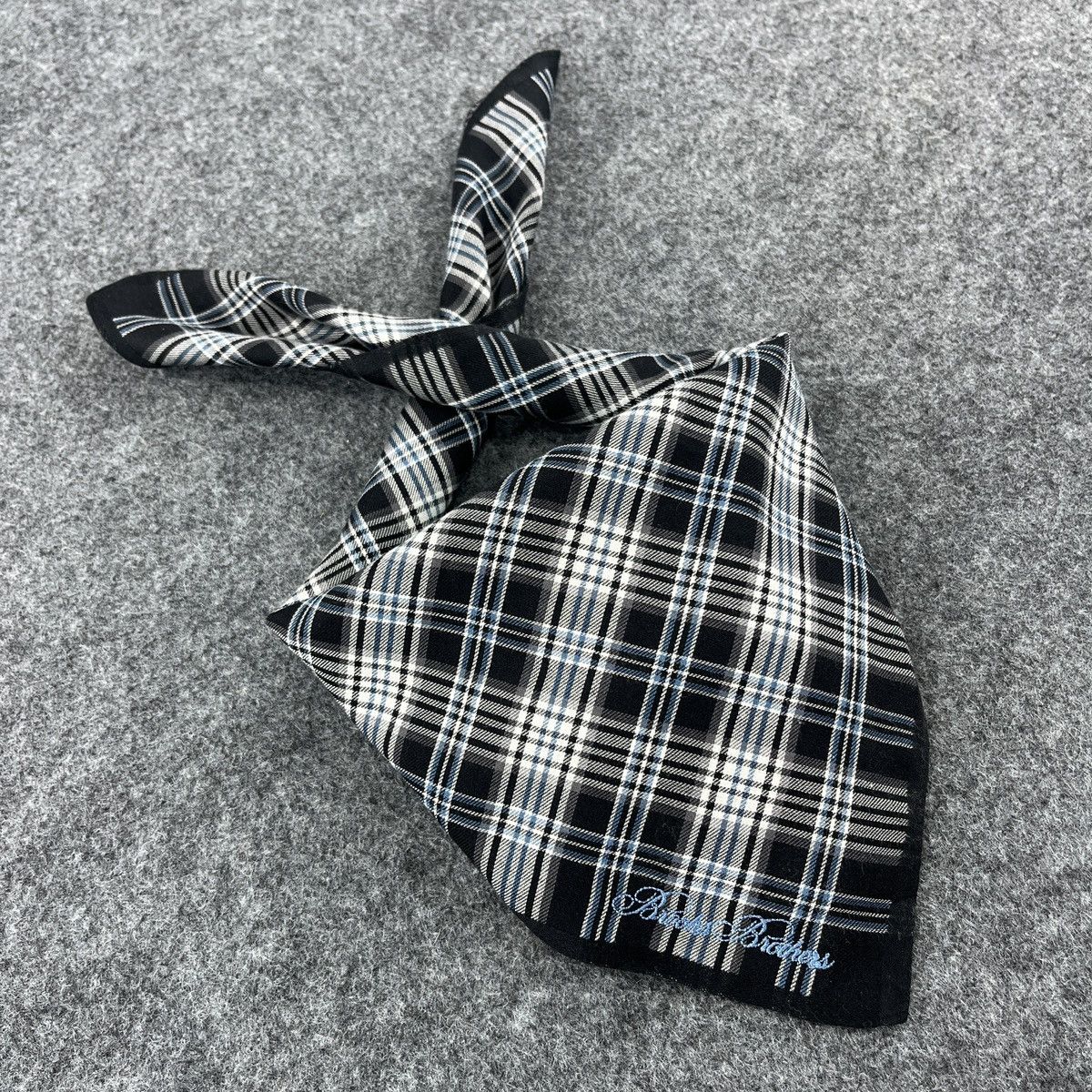 Brooks Brothers × Vintage Brooks Brothers Handkerchief / Neckerchief / Bandana B468 Size ONE SIZE - 9 Thumbnail