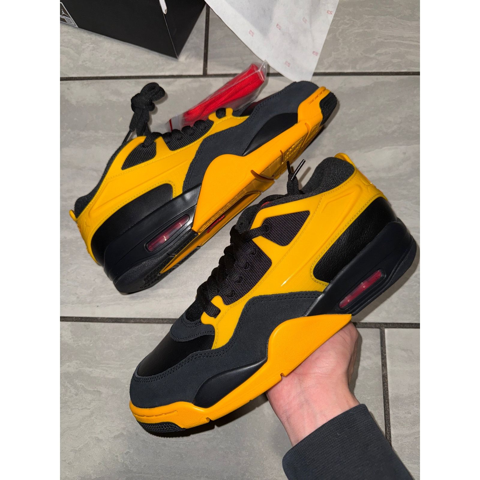 Nike Jordan 4 RM Bruce Lee New 10.5M Size US 10.5 / EU 43-44 - 1 Thumbnail
