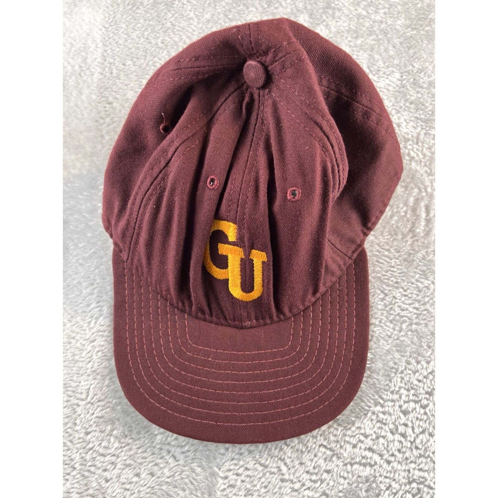 Bally VINTAGE Gannon University Football Ball Cap Men’s Fitted Size 7.25 Made USA Maroon USA Baseball Cap Mens Vintage 90s Knights Size ONE SIZE - 2 Thumbnail