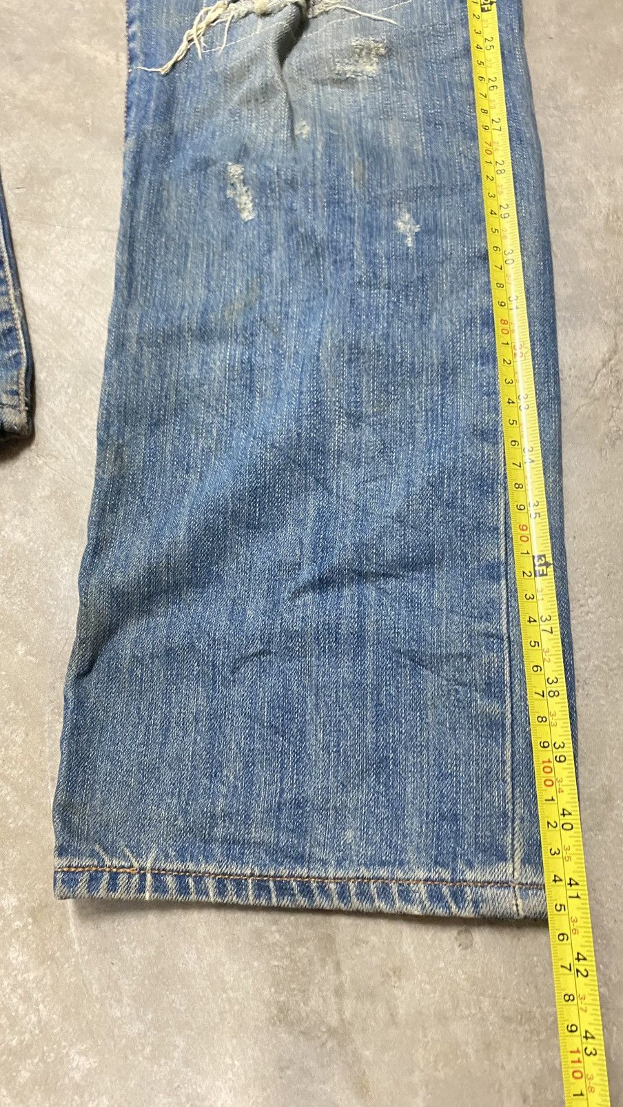 Levi's Original 501 Levi’s Straight Leg Kurt Kobain Grunge Design Size US 33 - 14 Thumbnail