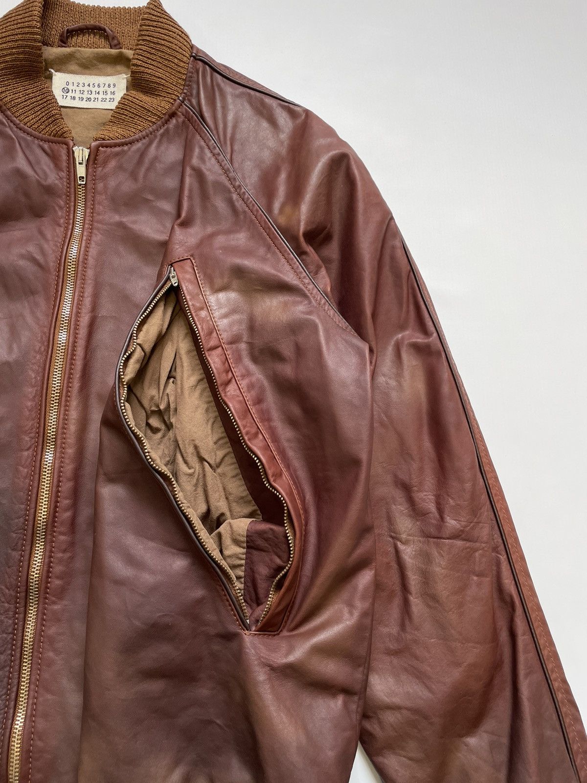 Maison Margiela S/S 04 ‘Five Zip’ Leather Bomber Jacket Size US M / EU 48-50 / 2 - 10 Thumbnail