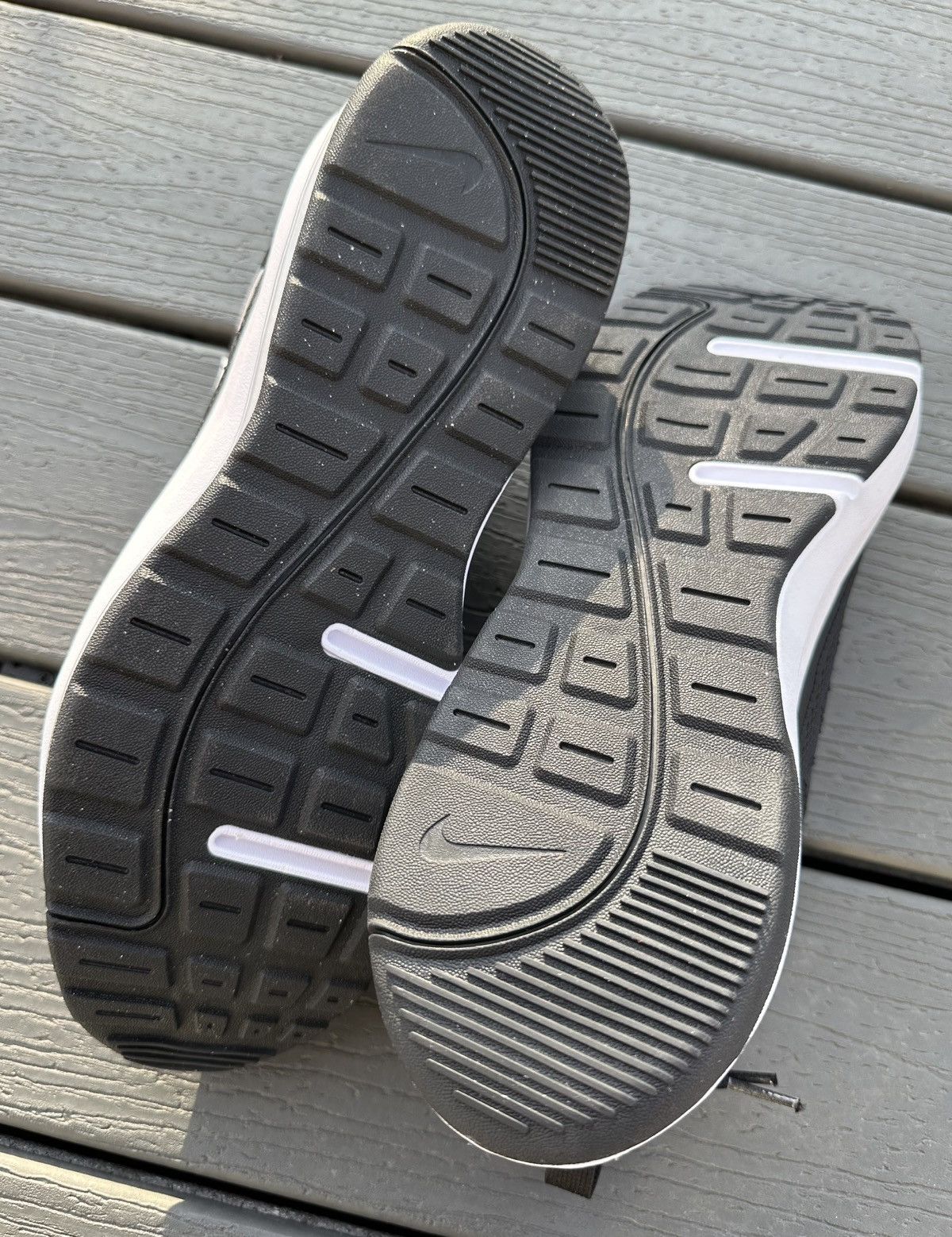 Nike Nike Air Max AP - Black White (Size 12) CU4826 002 NEW Size US 12 / EU 45 - 6 Thumbnail