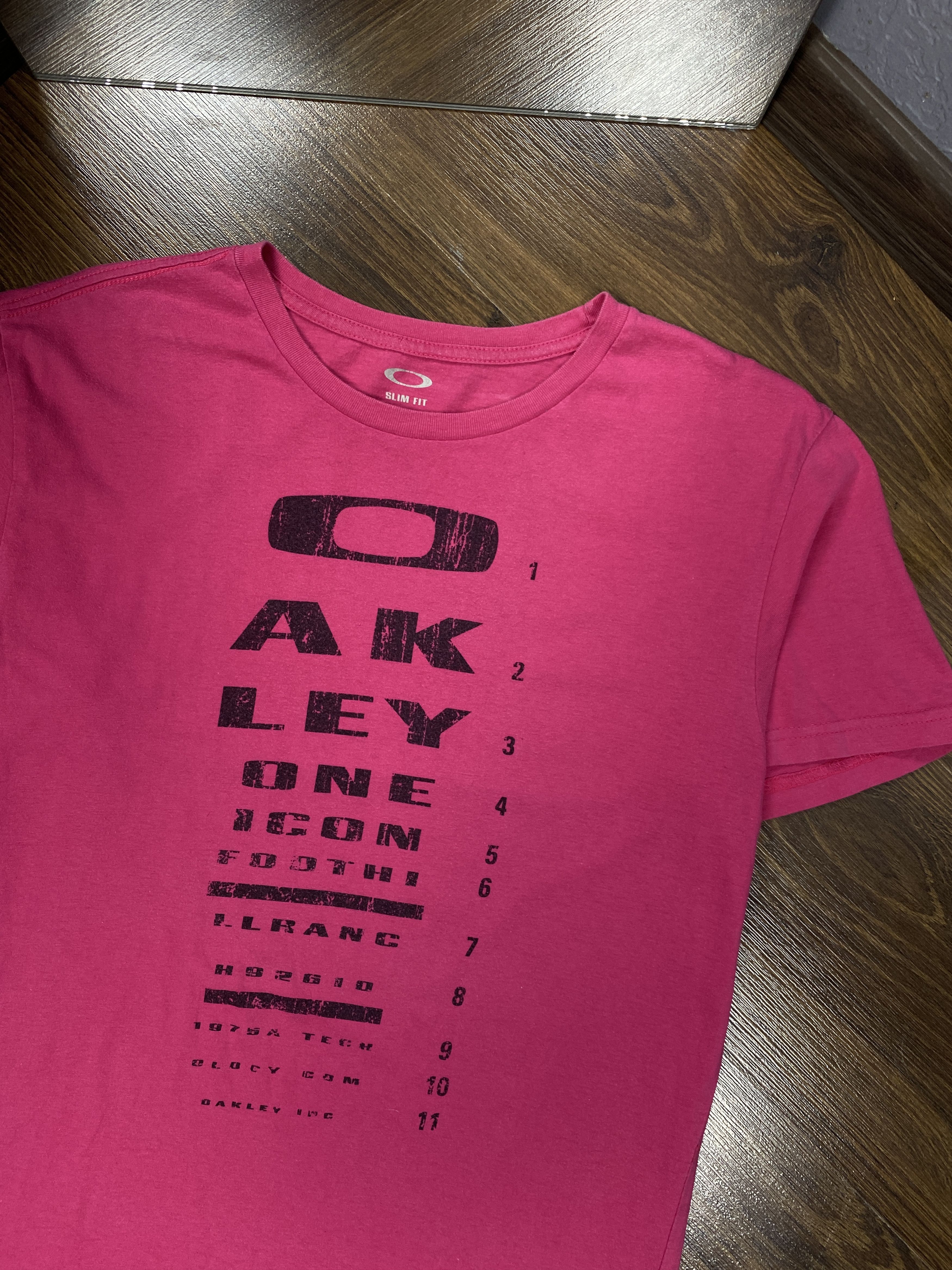 Oakley Oakley Vintage Mens Crew Neck T-Shirt Size US M / EU 48-50 / 2 - 2 Thumbnail