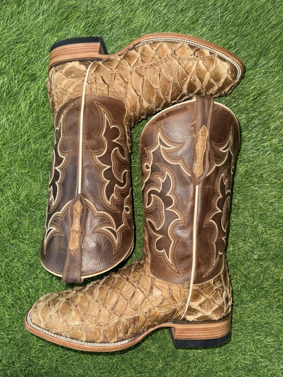 Cody James CODY JAMES MEN'S PIRARUCU FISH SKIN WESTERN COWBOY BOOTS Size US 10.5 / EU 43-44 - 6 Thumbnail