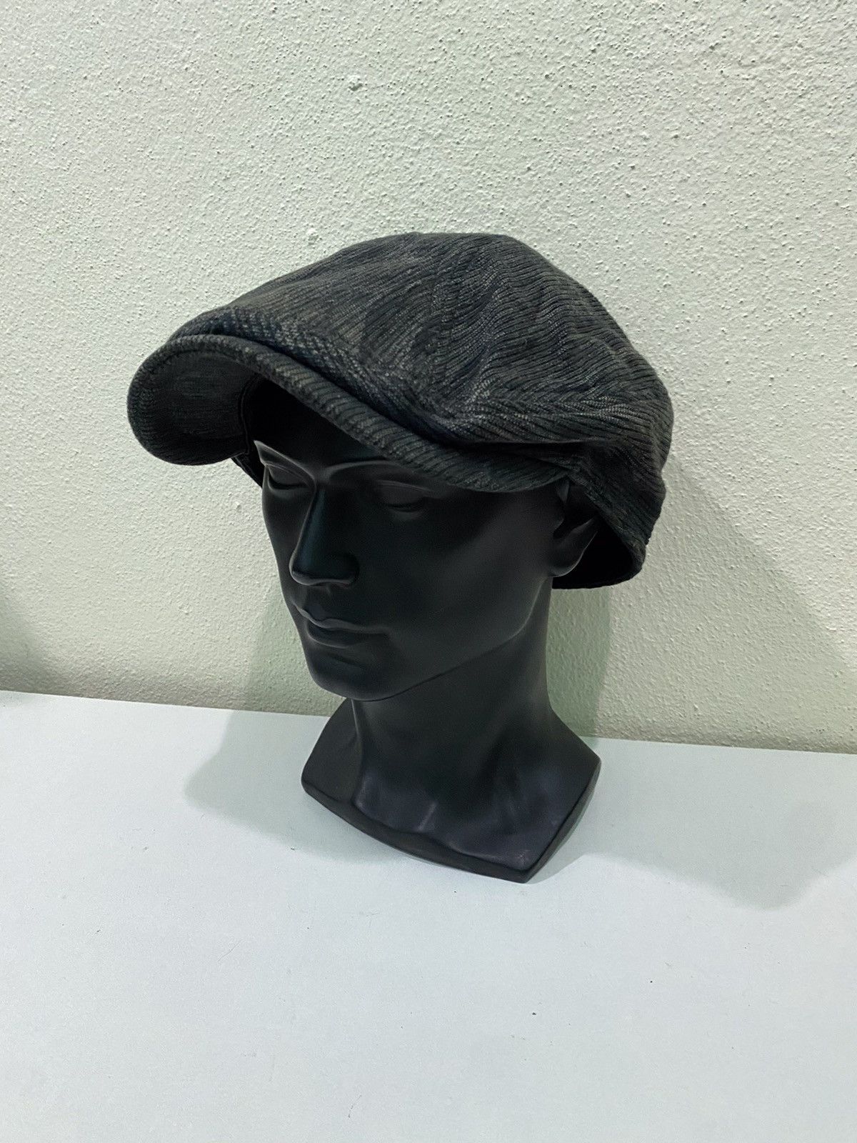 Japanese Brand Japanese Brand Corduroy Baretta Hat Size ONE SIZE - 3 Thumbnail