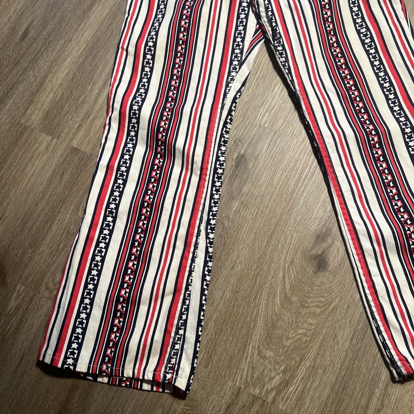 Levi's 60s Vintage LEVI'S Big E Stars Stripes Flare Jeans 29 27 VGC Size US 29 - 3 Thumbnail