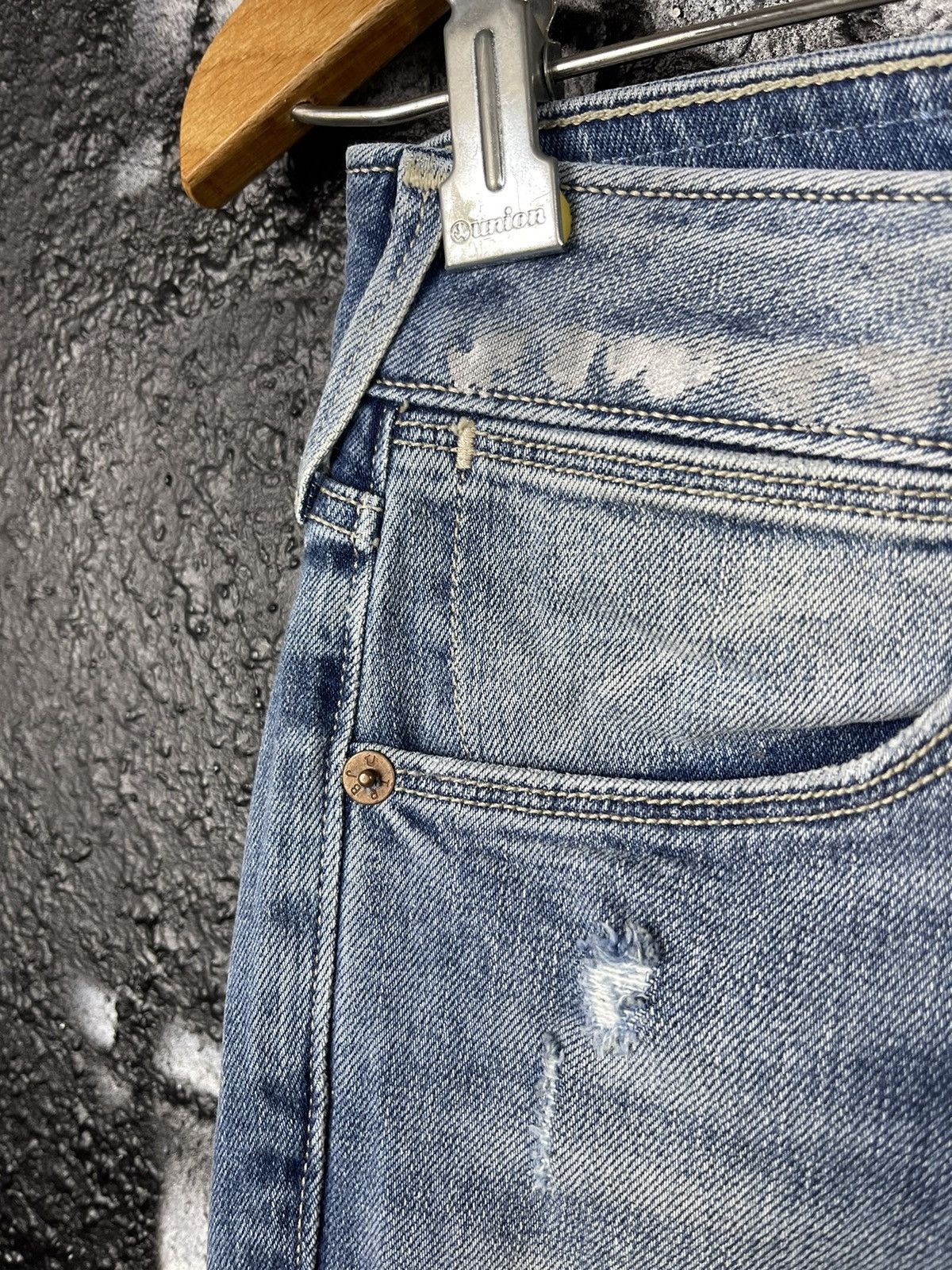 True Religion True Religion Shannon Distressed Denim Slim Jeans Women’s 26 Size 26" / US 2 / IT 38 - 13 Thumbnail