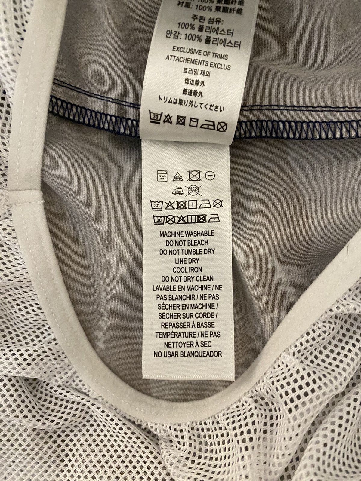 Burberry Burberry Shark Print Swim Shorts XL Size US 38 / EU 54 - 10 Thumbnail