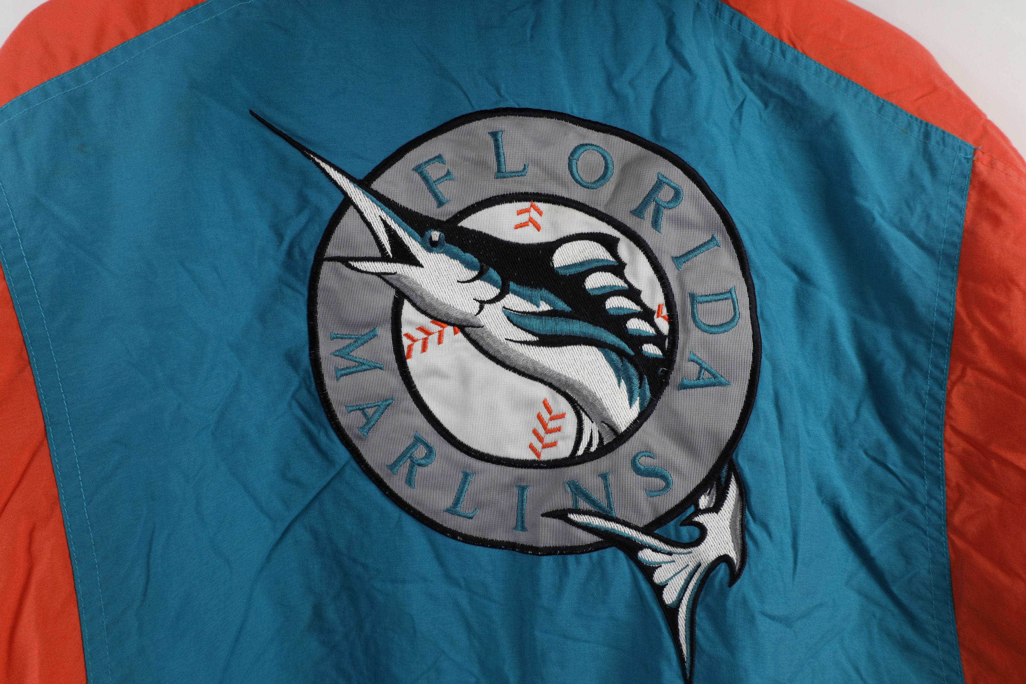 Vintage Vintage 90s Spell Out Florida Marlins Baseball Puffer Jacket Size US L / EU 52-54 / 3 - 15 Thumbnail