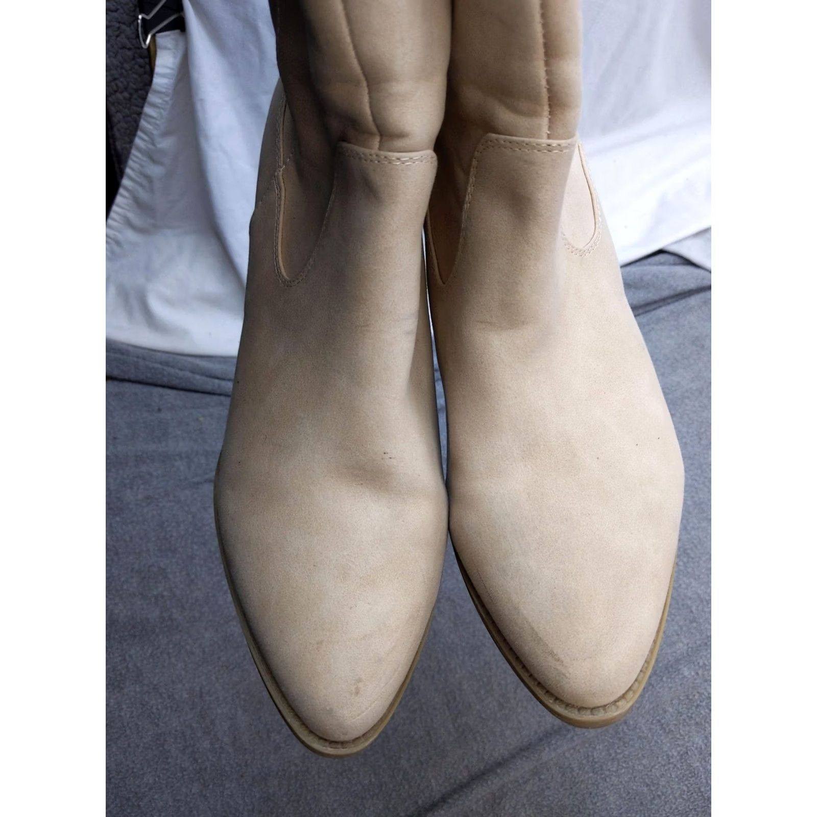 Dolce Vita Dolce Vita Boots Womens 10 41 Beige Faux Suede Ankle Zip Western Block Heel Size US 10 / IT 40 - 3 Thumbnail