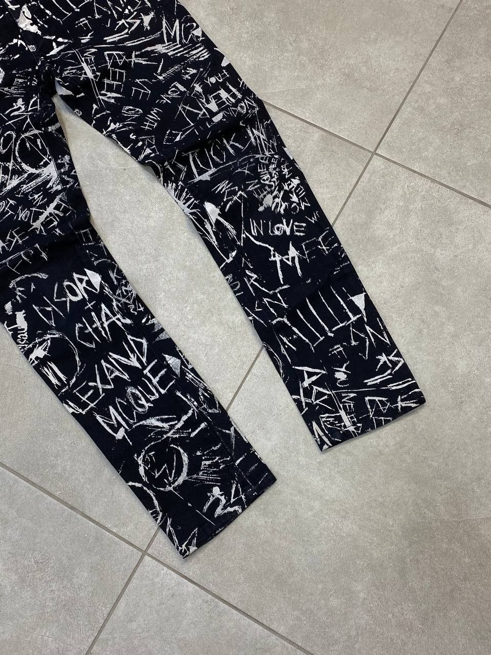 Alexander McQueen Archive Alexander McQueen Graffiti Punk Slim Pants Size US 26 / EU 42 - 7 Thumbnail