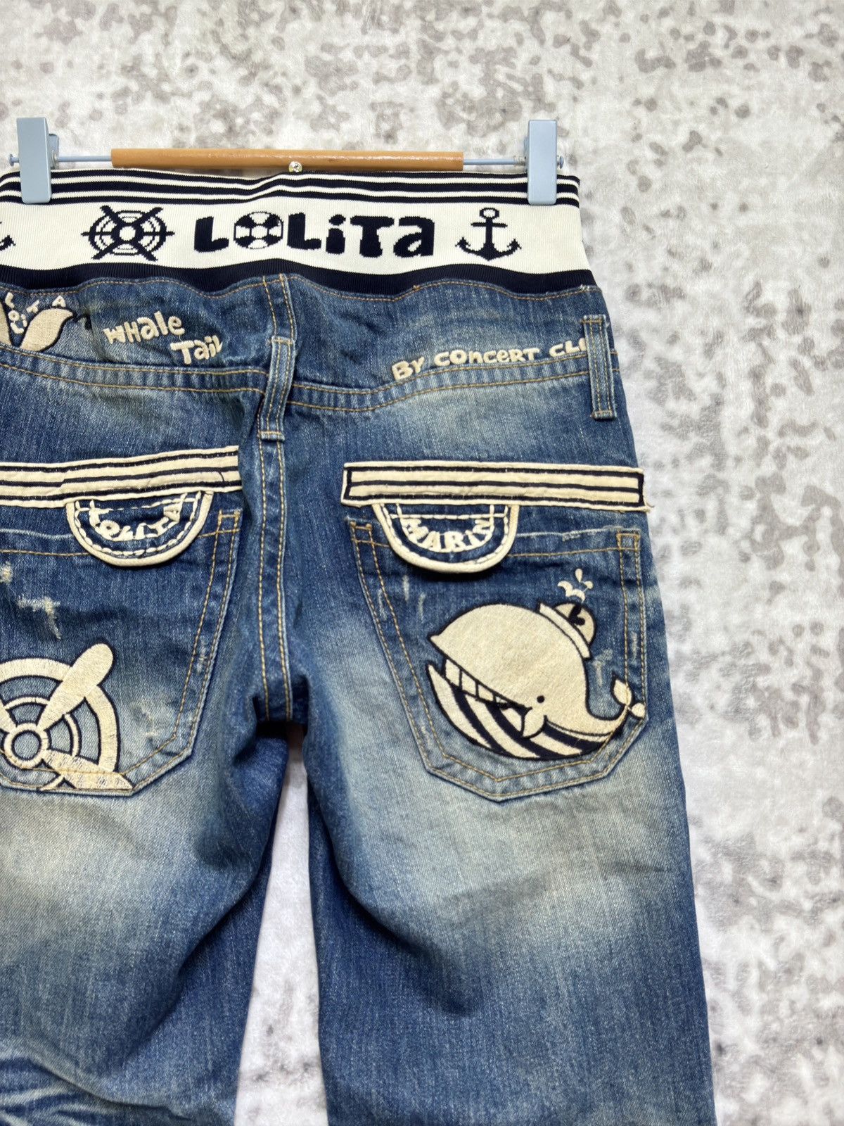 Hysteric Glamour Vintage Lolita Whale Tail Embroidery Waistband Denim Jeans Size US 28 / EU 44 - 9 Thumbnail