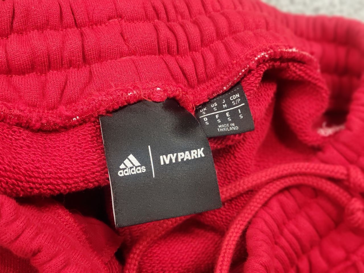 Adidas Adidas x Ivy Park Design Sweat Pants Unisex Power Red Jogger Size US 32 / EU 48 - 14 Thumbnail