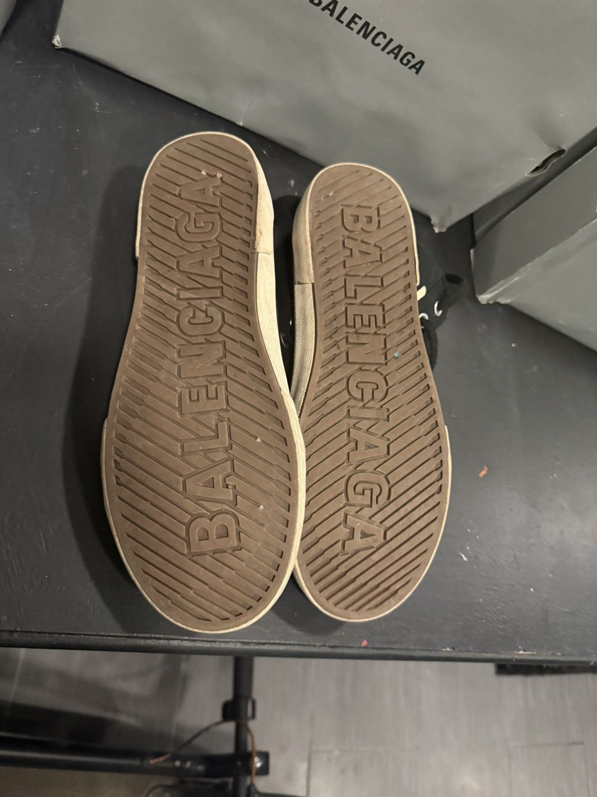 Balenciaga Balenciga Paris Sneaker Size US 9 / EU 42 - 5 Thumbnail