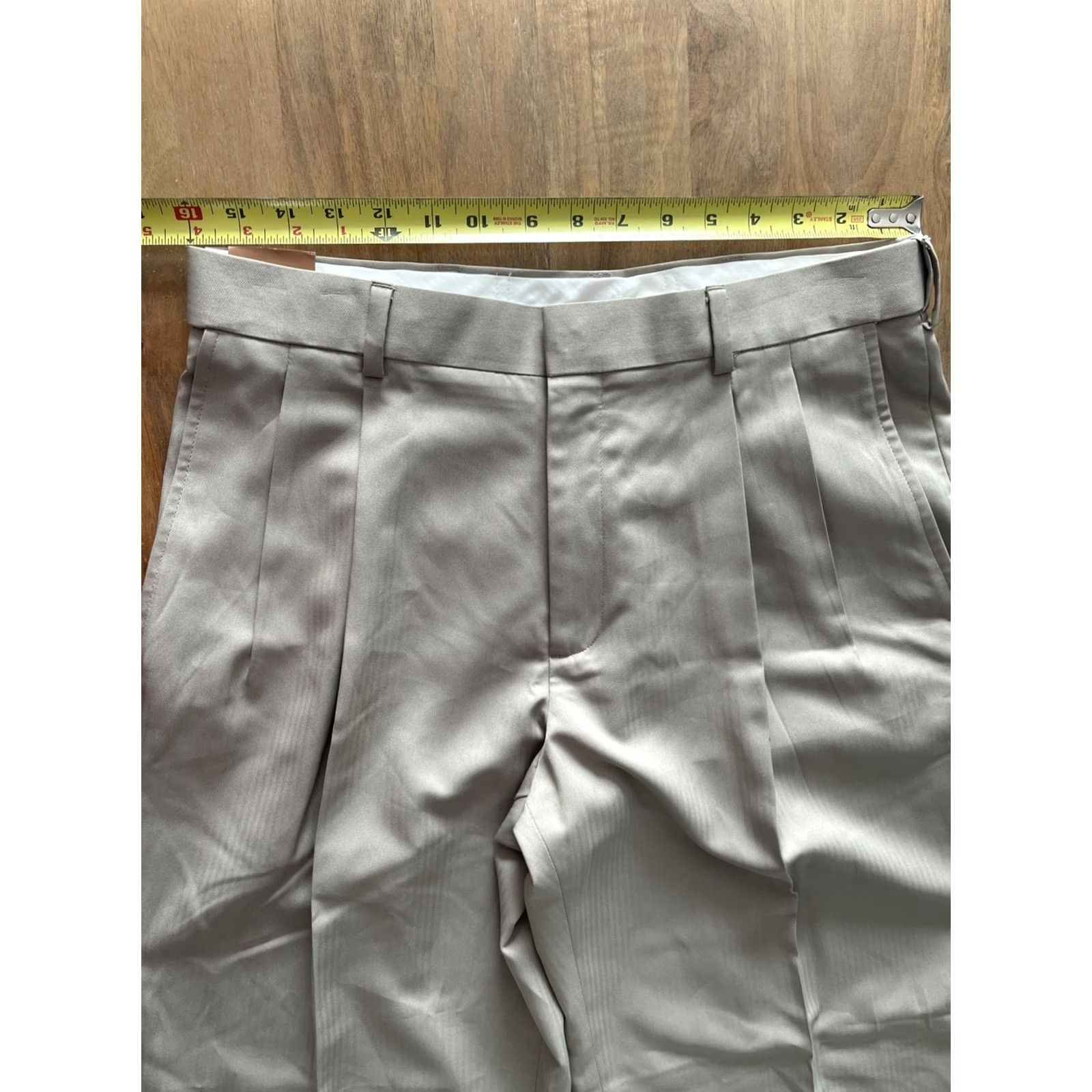 Haggar Haggar Mens Pants 32x30 Khaki Classic Fit Dress Pant Two Tone Herringbone Smart Fiber Size US 32 / EU 48 - 7 Thumbnail