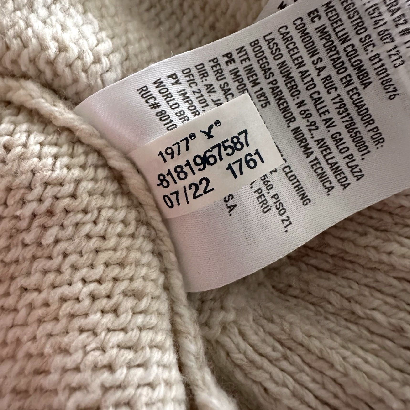 American Eagle Outfitters VINTAGE American Eagle Knit Sweater Mens M Pullover Hoodie Aztec Print Ivory Purple Size US M / EU 48-50 / 2 - 6 Thumbnail