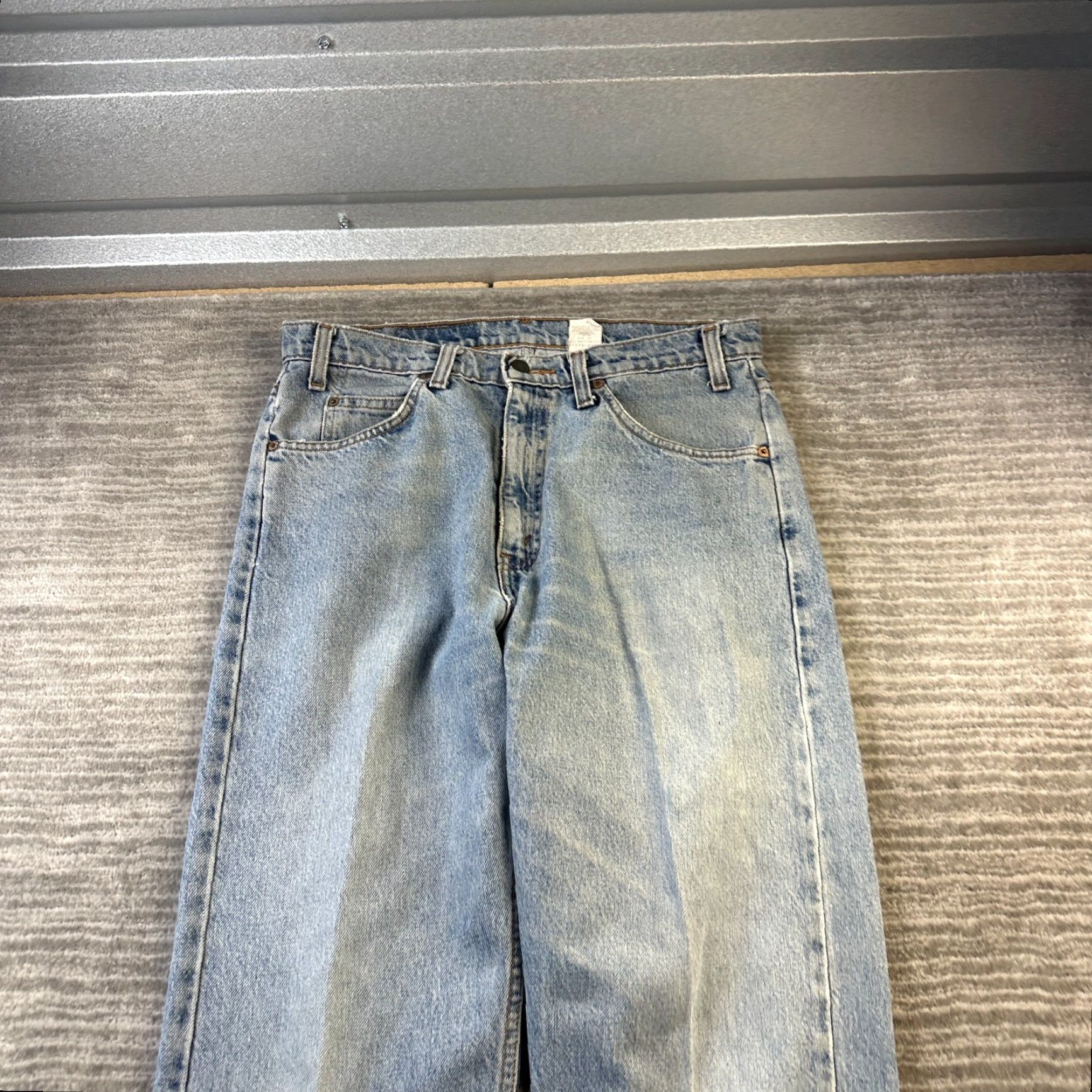 Levi's VINTAGE Levi's Jeans Mens 33x30 505 Blue Denim Faded 1997 Orange Tab Jeans Mens 33 Regular Blue 90s Cowboy Distressed 5-Pocket Levi's 505 Mens Jeans Size US 33 - 3 Thumbnail